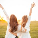 好かれてる？ 近寄りにくい？【同性から見たあなたの印象】噂/憧れ/嫉妬/距離感……直接言えない本音をリアル霊視