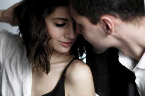 こっそり思い浮かべているわ。あの人があなたに抱く“性的妄想”/誘惑のサイン/二人の身体が結ばれる夜⇒得る快楽