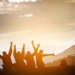 好かれすぎ？ 嫌われすぎ？【あなたに憑いてる生き霊の総数と“好き・嫌い”の割合】憧れ/怖い/執着……感情を徹底チェック