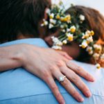 【あなたの赤い糸の先にいるのは？】相手の顔/性格/外見/声/癖まで…運命の人、詳細鑑定