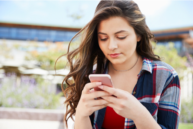 スマホの中身まで暴露！【あの人の恋本音】あなたが好き？ 他の異性が気になる？ 自分の感情に素直になる瞬間