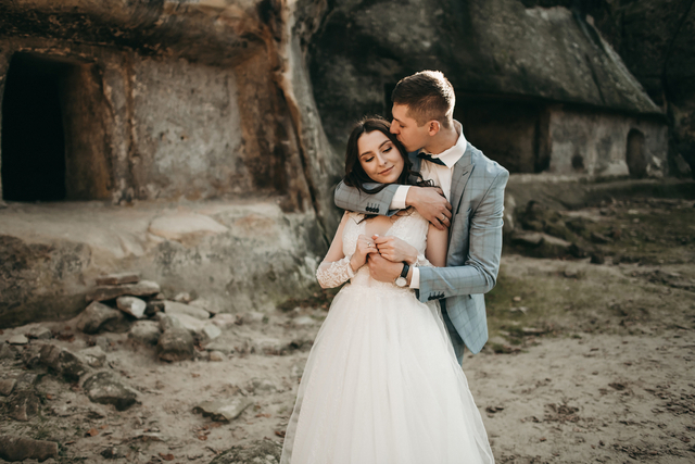 あなたの結婚◇カリスマ霊能者の幸せ予言~相手の顔/名前/年齢/入籍日