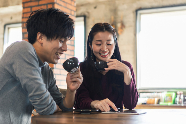 【年下の彼】年齢差が気がかり……私って恋愛対象?あなたへのリアルな本音⇒恋事件