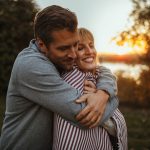 もう一歩進まない関係。「私はあの人から離れた方がいい？ そしたら死に物狂いで追いかけてくれる？」未公開本音を暴く！