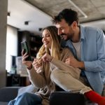 付き合いたいなら、気づいてあげて。あの人はあなたと【恋人になりたいorこのまま友達でいたい】この恋の重大転機