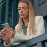 【連絡が途絶えたあの人】返事ナシ、未読のまま……もう諦め時？ あなたに言えない極秘本心⇒この後起こす行動