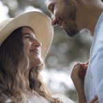 『あなたばかりを見てしまう……』あの人が注ぐ熱視線/隠す恋心⇒もうすぐ【アプローチしてくるor見てるだけ？】