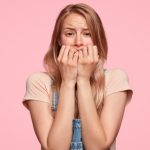 私を見て、何を考えてる？【あの人が隠す“赤裸々な想い”】もどかしさ/願望/次起こす行動⇒じれったい恋はもう終わる？