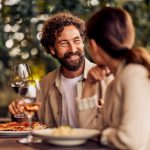 「あの人は、私との関係に運命を感じてる？」生き霊が感じ取った【あなたがいなきゃ困ると思った瞬間】恋の分岐点