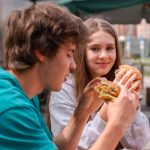 パッと見てわかるくらい、あの人はあなたが【大好きorニガテ】なのよ。隠してる感情/想像/不安⇒下す覚悟の重要決断